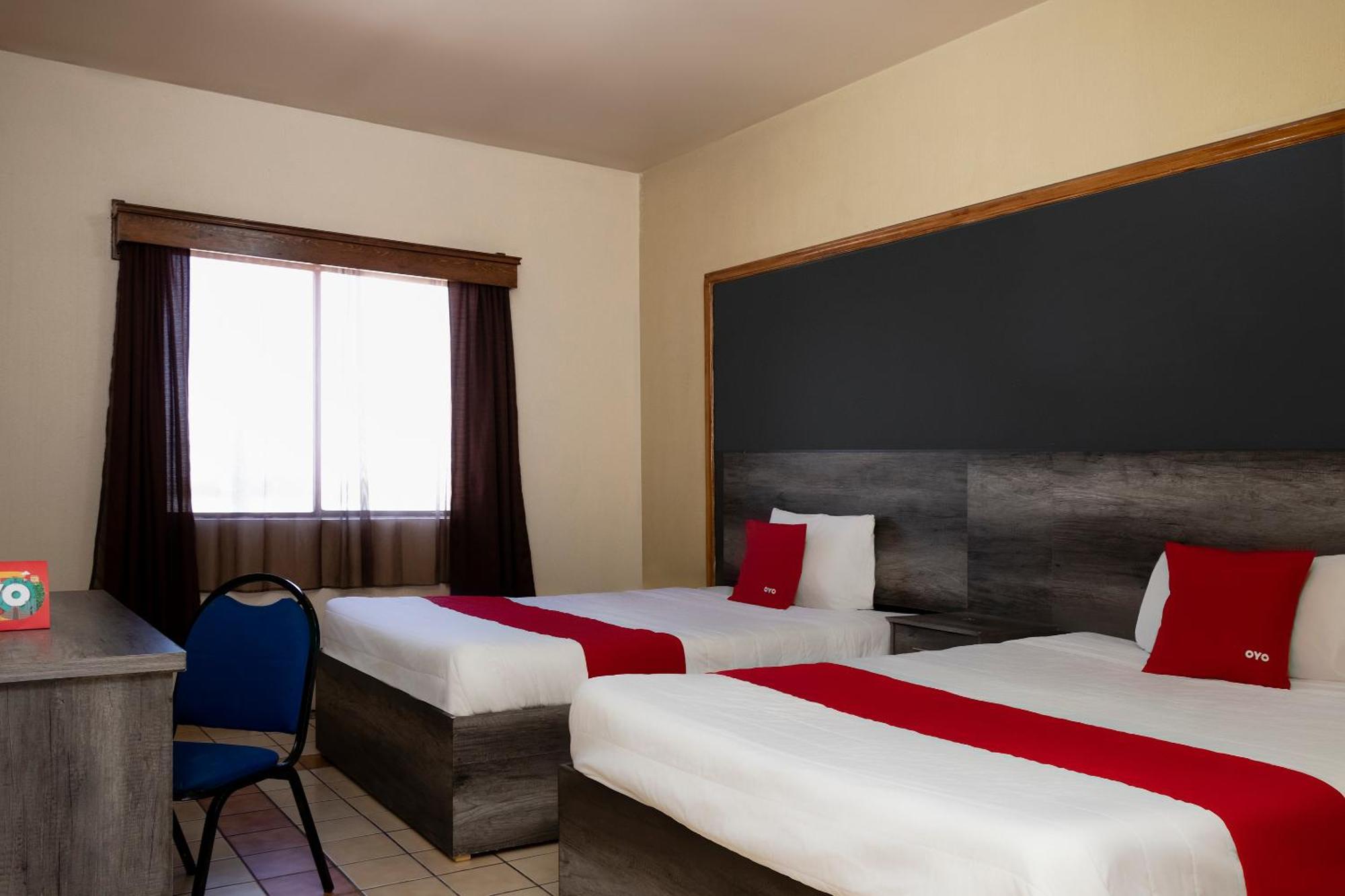 Oyo Hotel Real Del Sur, Estadio Чіуауа Екстер'єр фото