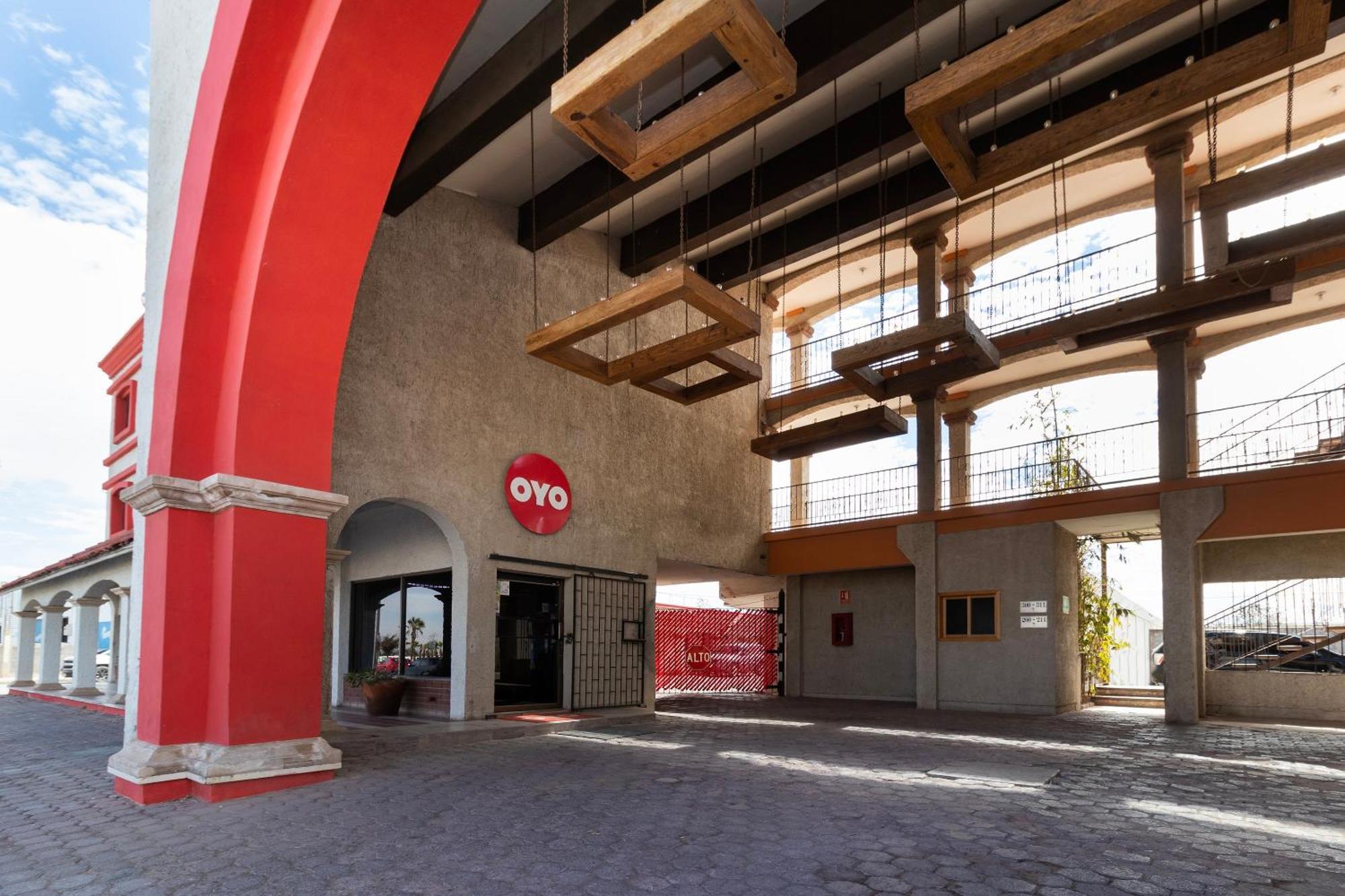 Oyo Hotel Real Del Sur, Estadio Чіуауа Екстер'єр фото